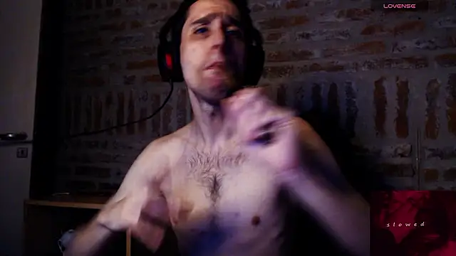 CaramelToy online show from March 5, 2026, 9:43 pm