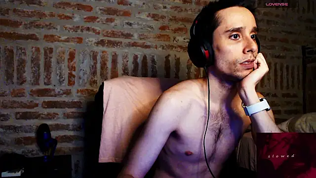 CaramelToy online show from March 15, 2026, 3:13 am