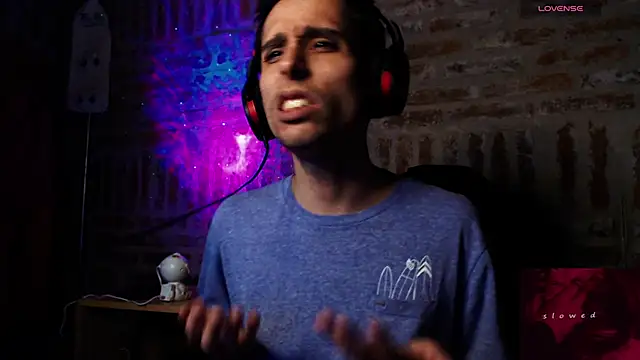 CaramelToy online show from March 11, 2026, 7:24 am