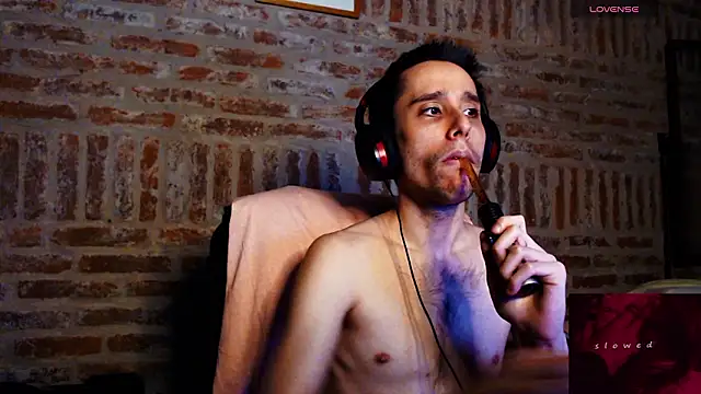 CaramelToy online show from March 15, 2026, 9:55 pm