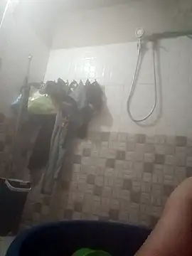 Snapshot of thuy-kieu chatting on December 14, 2025, 12:44 pm thuy-kieu online show from December 14, 2025, 12:44 pm