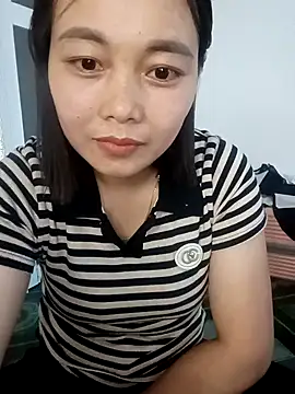 Snapshot of thuy-kieu chatting on November 10, 2025, 9:03 am thuy-kieu online show from November 10, 2025, 9:03 am