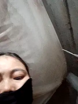 Snapshot of thuy-kieu chatting on November 19, 2025, 3:28 am thuy-kieu online show from November 19, 2025, 3:28 am