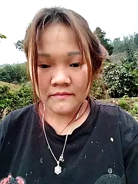 Snapshot of m-mbae chatting on March 13, 2026, 1:54 am m-mbae online show from March 13, 2026, 1:54 am