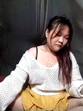 Snapshot of m-mbae chatting on March 14, 2026, 5:19 pm m-mbae online show from March 14, 2026, 5:19 pm