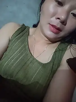 Snapshot of vangkt-cute chatting on July 2, 2026, 12:55 pm vangkt-cute online show from July 2, 2026, 12:55 pm