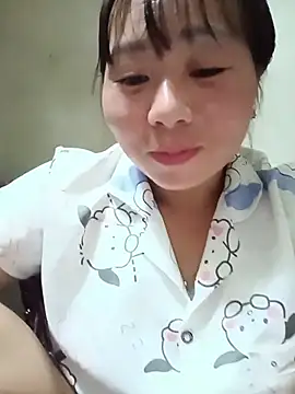 Snapshot of vangkt-cute chatting on July 24, 2026, 1:51 pm vangkt-cute online show from July 24, 2026, 1:51 pm