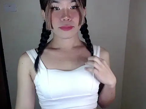 Snapshot of dazzlingcarol chatting on February 5, 2026, 10:22 am dazzlingcarol online show from February 5, 2026, 10:22 am