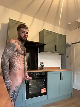 Snapshot of magicmichaell chatting on December 21, 2025, 8:38 am magicmichaell online show from December 21, 2025, 8:38 am