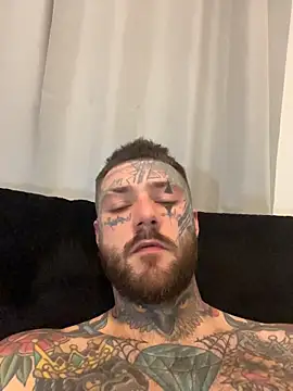 magicmichaell online show from March 15, 2026, 2:24 pm