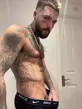 Snapshot of magicmichaell chatting on November 22, 2025, 8:51 pm magicmichaell online show from November 22, 2025, 8:51 pm