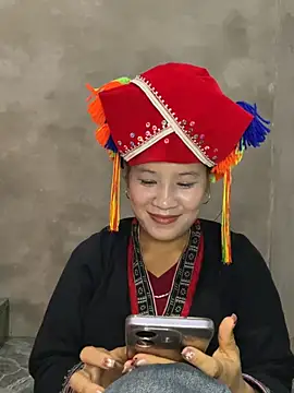 Snapshot of -Huong-99 chatting on February 17, 2026, 2:42 am -Huong-99 online show from February 17, 2026, 2:42 am