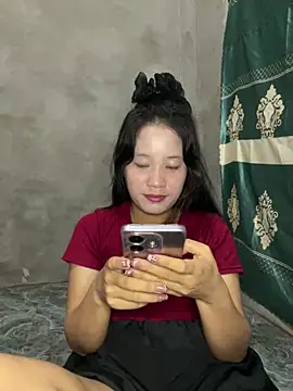 Snapshot of -Huong-99 chatting on February 16, 2026, 2:37 pm -Huong-99 online show from February 16, 2026, 2:37 pm