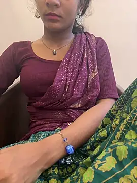 Snapshot of Rani__telugu chatting on April 17, 2026, 12:57 am Rani telugu online show from April 17, 2026, 12:57 am
