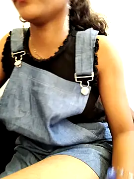 Snapshot of Rani__telugu chatting on April 18, 2026, 1:13 pm Rani telugu online show from April 18, 2026, 1:13 pm