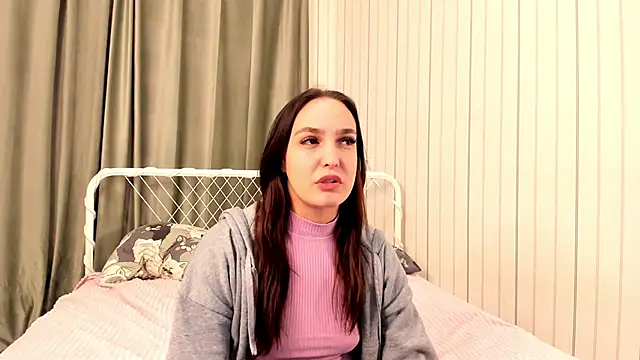 MishaHolme online show from November 18, 2025, 8:12 pm