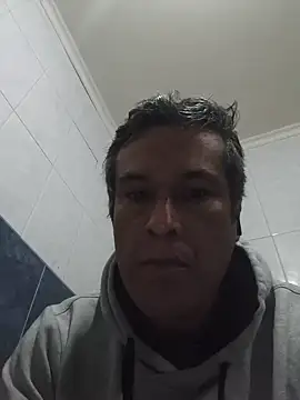 Riki121274 online show from August 5, 2026, 3:00 am