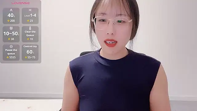 suisui322 online show from December 20, 2025, 1:14 pm