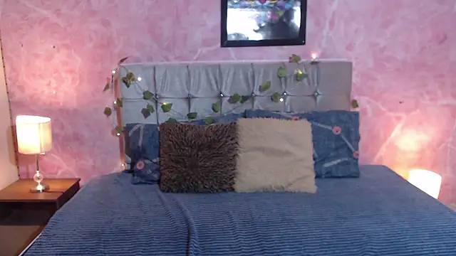 Snapshot of DUVAN_MONTES chatting on November 11, 2025, 1:17 pm DUVAN MONTES online show from November 11, 2025, 1:17 pm