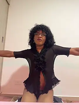 Snapshot of FemboyCartii chatting on November 11, 2025, 9:15 am FemboyCartii online show from November 11, 2025, 9:15 am