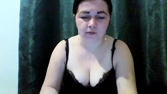 Vitalina282128 online show from April 24, 2026, 8:55 pm