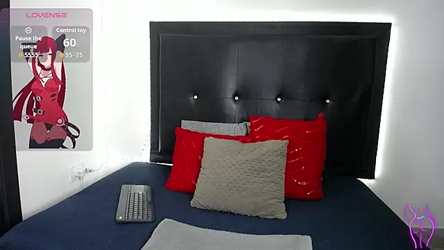 perla stone 20 online show from December 16, 2025, 9:08 pm