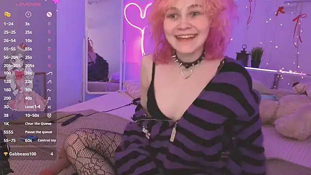 Awawrin online show from March 22, 2026, 8:43 pm