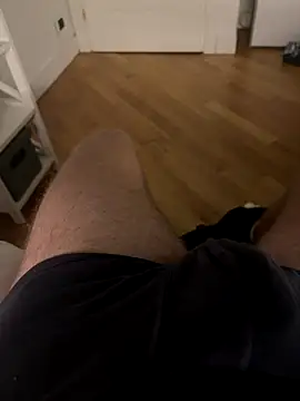 Snapshot of fra06_ chatting on November 10, 2025, 6:46 pm fra06 online show from November 10, 2025, 6:46 pm