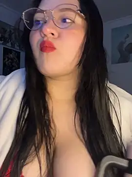Snapshot of Just_danna chatting on April 22, 2026, 4:30 am Just danna online show from April 22, 2026, 4:30 am