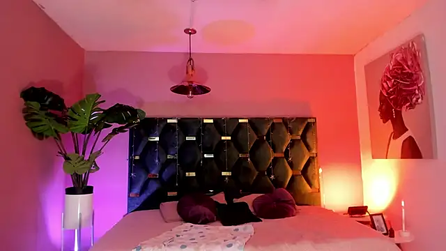 Velvet Dreamss online show from March 17, 2026, 11:35 am