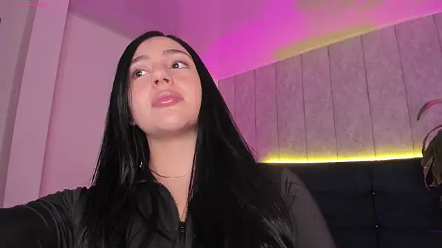 marysofff online show from November 12, 2025, 9:07 pm