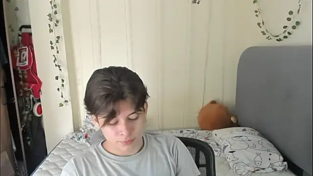 Snapshot of Felix_kitty chatting on March 25, 2026, 7:13 pm Felix kitty online show from March 25, 2026, 7:13 pm