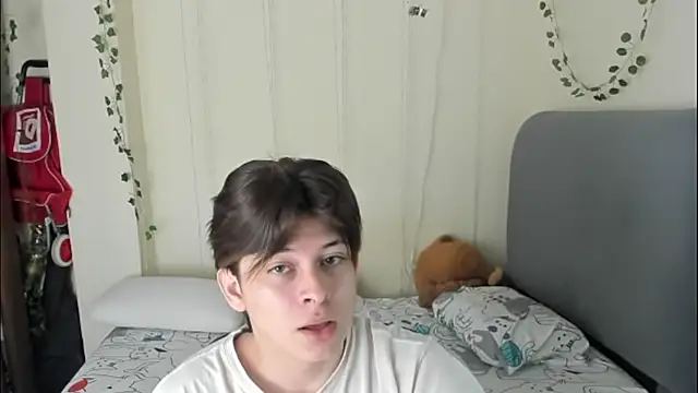 Snapshot of Felix_kitty chatting on March 22, 2026, 6:53 pm Felix kitty online show from March 22, 2026, 6:53 pm