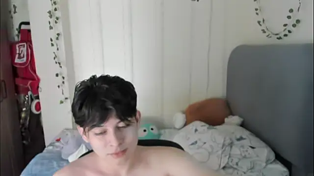 Snapshot of Felix_kitty chatting on February 18, 2026, 7:21 pm Felix kitty online show from February 18, 2026, 7:21 pm