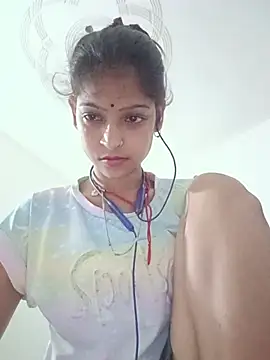 Snapshot of Mohnicute chatting on June 28, 2026, 7:31 pm Mohnicute online show from June 28, 2026, 7:31 pm