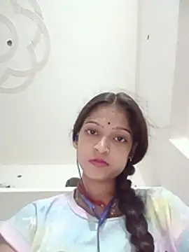 Snapshot of Mohnicute chatting on June 12, 2026, 6:38 pm Mohnicute online show from June 12, 2026, 6:38 pm