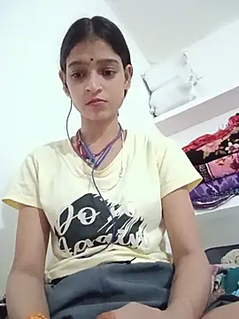 Snapshot of Mohnicute chatting on July 31, 2026, 6:16 pm Mohnicute online show from July 31, 2026, 6:16 pm
