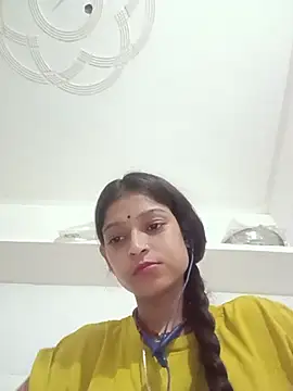 Snapshot of Mohnicute chatting on July 8, 2026, 6:30 pm Mohnicute online show from July 8, 2026, 6:30 pm