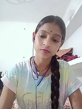Snapshot of Mohnicute chatting on July 16, 2026, 6:49 pm Mohnicute online show from July 16, 2026, 6:49 pm