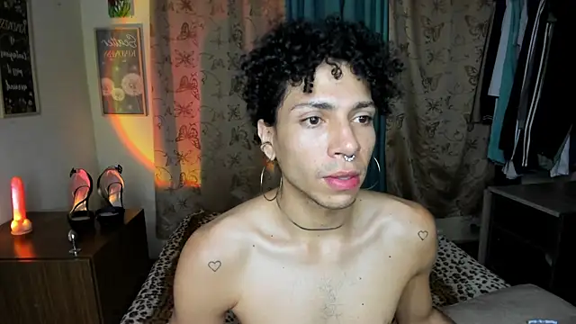Angel White25 online show from June 15, 2026, 6:35 am