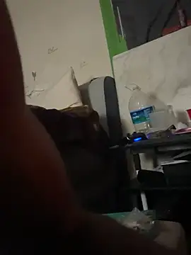 Snapshot of wearefreaks08 chatting on February 8, 2026, 11:52 am wearefreaks08 online show from February 8, 2026, 11:52 am