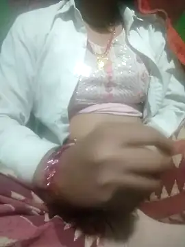 Snapshot of Neetujk chatting on January 17, 2026, 4:32 pm Neetujk online show from January 17, 2026, 4:32 pm