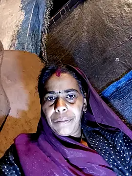 Snapshot of Neetujk chatting on December 16, 2025, 4:55 pm Neetujk online show from December 16, 2025, 4:55 pm