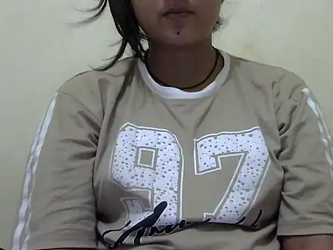 Snapshot of Anika_Singh chatting on June 13, 2026, 2:31 am Anika Singh online show from June 13, 2026, 2:31 am