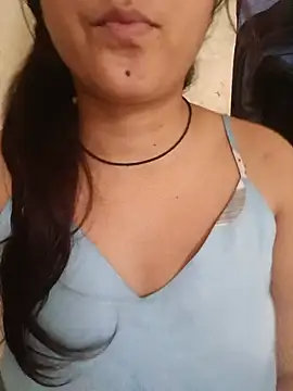 Snapshot of Anika_Singh chatting on June 22, 2026, 3:36 am Anika Singh online show from June 22, 2026, 3:36 am