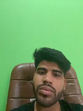 hotyyyyjonny online show from June 12, 2026, 3:04 am
