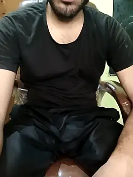 Snapshot of hotyyyyjonny chatting on April 5, 2026, 3:57 am hotyyyyjonny online show from April 5, 2026, 3:57 am