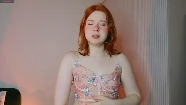 Snapshot of Erica_angel chatting on June 25, 2026, 5:12 am Erica angel online show from June 25, 2026, 5:12 am
