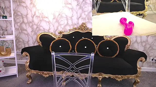 Snapshot of LadyChanelll chatting on July 28, 2026, 4:39 pm LadyChanelll online show from July 28, 2026, 4:39 pm