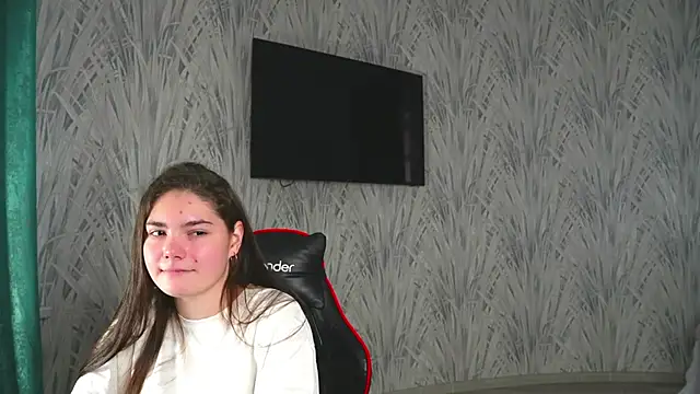 DeloraVivar online show from November 12, 2025, 4:38 am